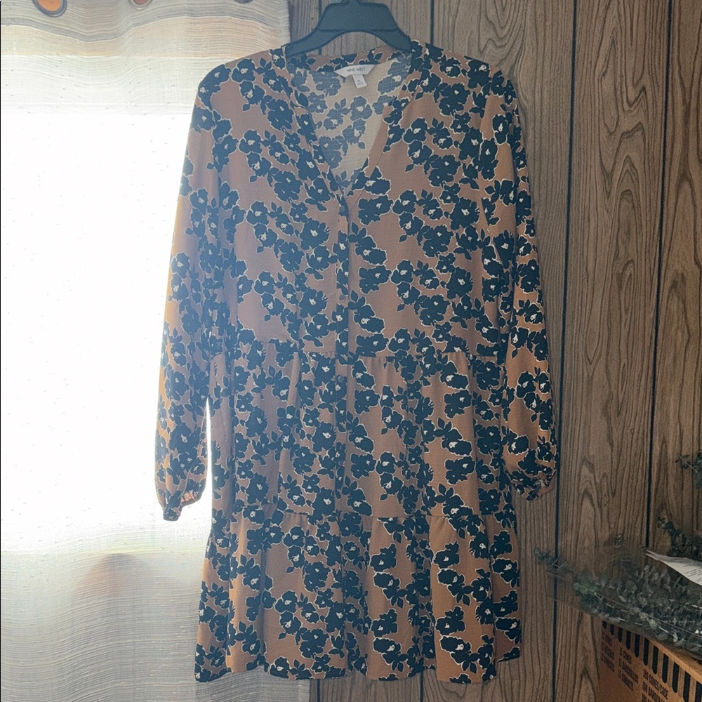 Nine West Black and Tan Floral Long Sleeve Dress